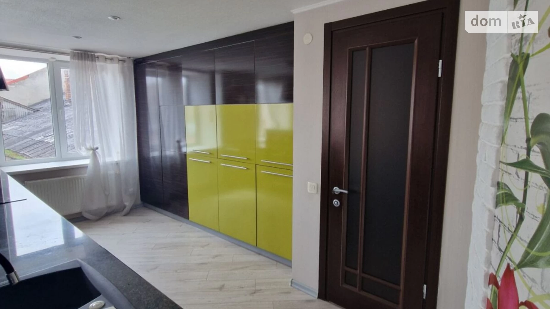 3-комнатная квартира 120 кв. м в Тернополе, ул. Сагайдачного Гетмана, 4 - фото 5