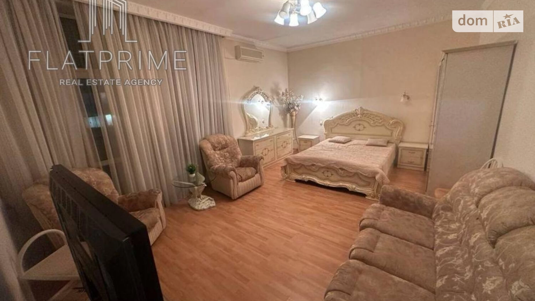 Продается 1-комнатная квартира 44 кв. м в Киеве, ул. Владимирская, 37 - фото 2
