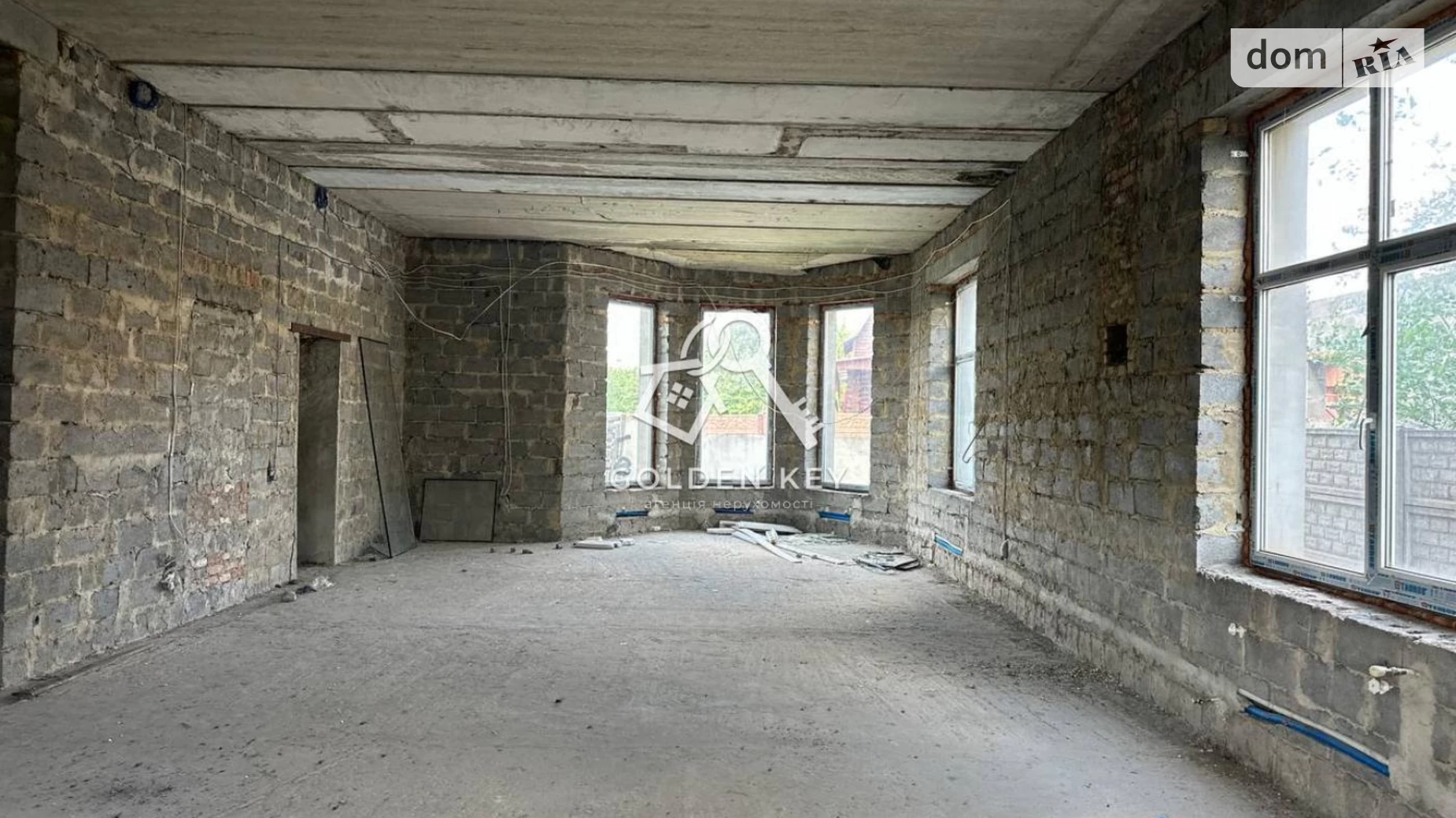 Продается дом на 2 этажа 332 кв. м с террасой, цена: 55000 $ - фото 4