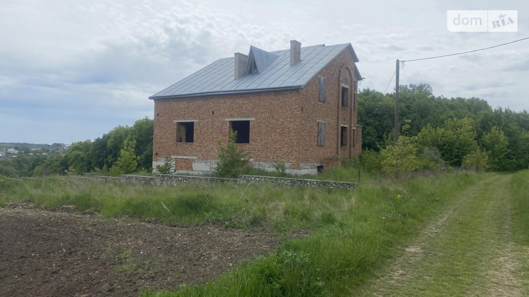 Продается дом на 2 этажа 225 кв. м с подвалом, цена: 28000 $ - фото 2