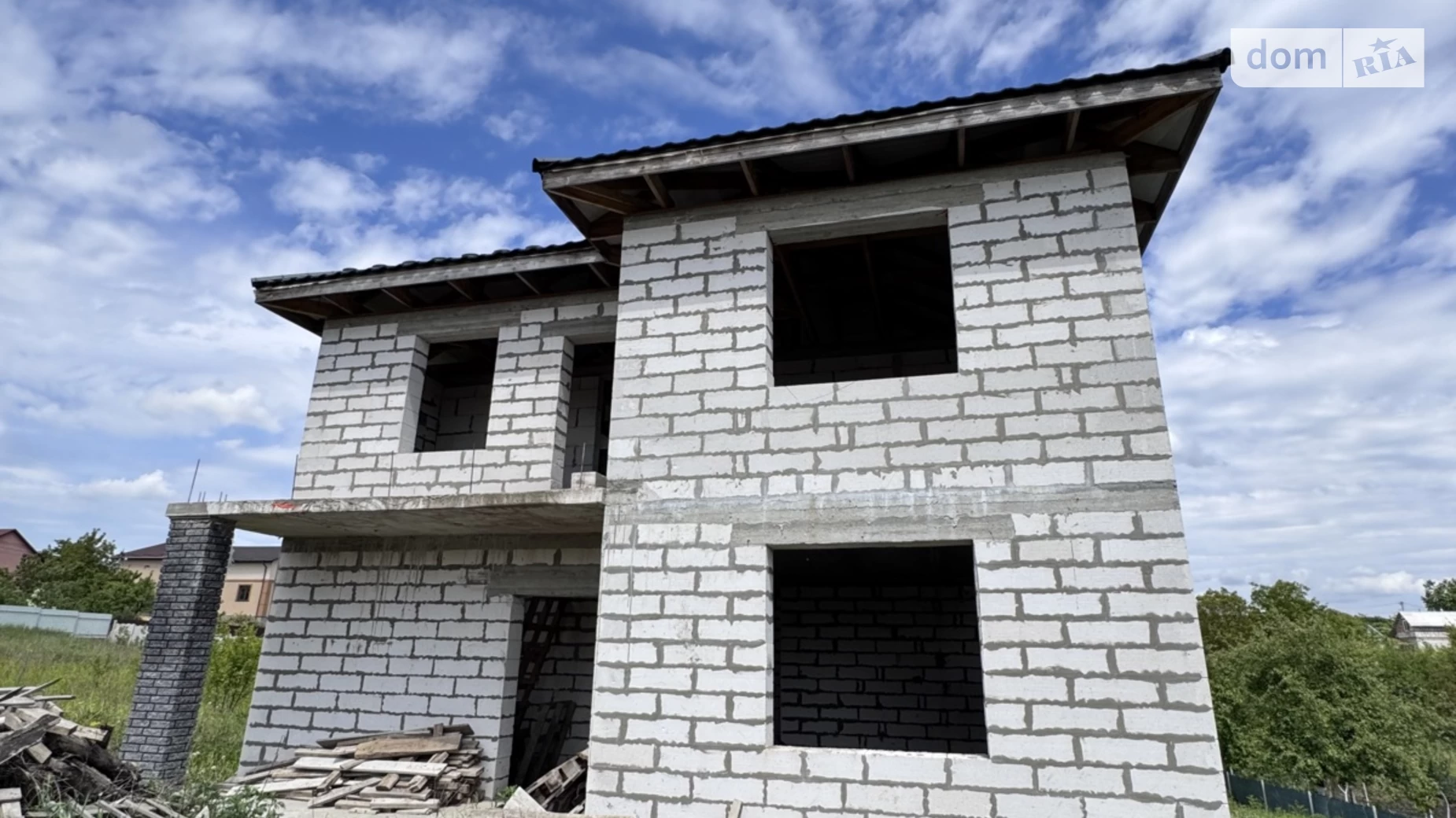 Продается дом на 2 этажа 120 кв. м с мансардой, цена: 58000 $ - фото 2