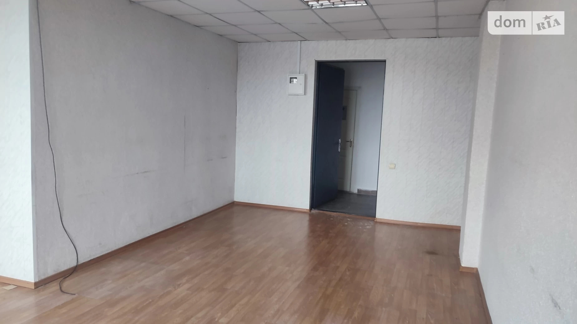 Сдается в аренду офис 35 кв. м в бизнес-центре, цена: 7350 грн - фото 3