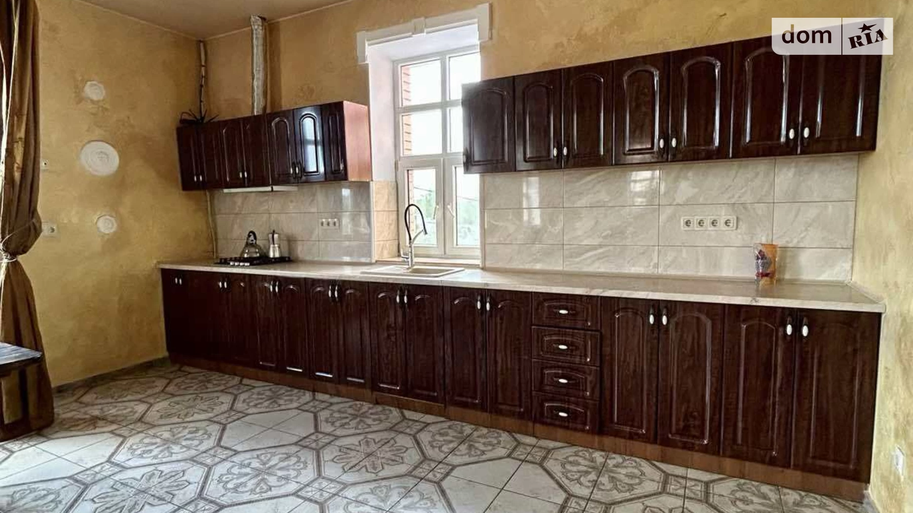 Продается дом на 3 этажа 723.6 кв. м с баней/сауной, цена: 320000 $ - фото 4