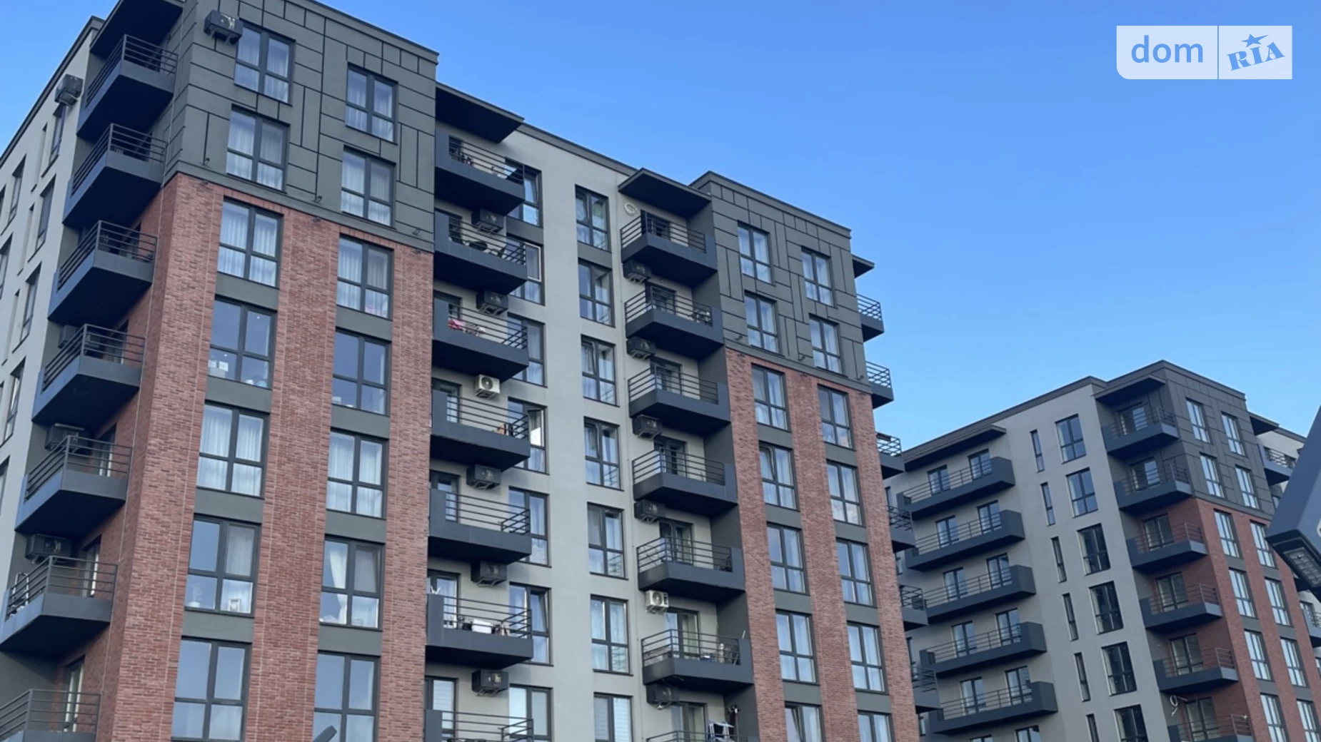 Продается 1-комнатная квартира 40 кв. м в Ужгороде, ул. Легоцкого - фото 2