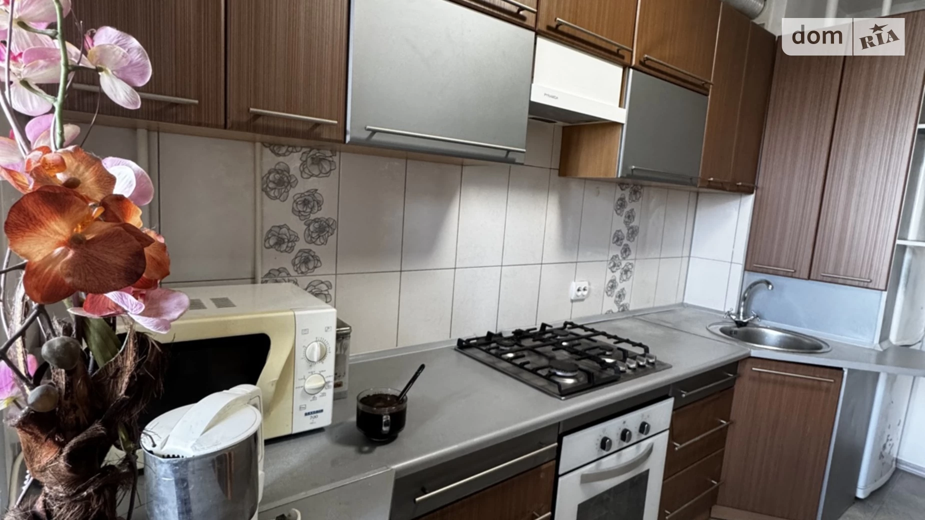 Продается 3-комнатная квартира 66.3 кв. м в Ровно, цена: 53000 $ - фото 2