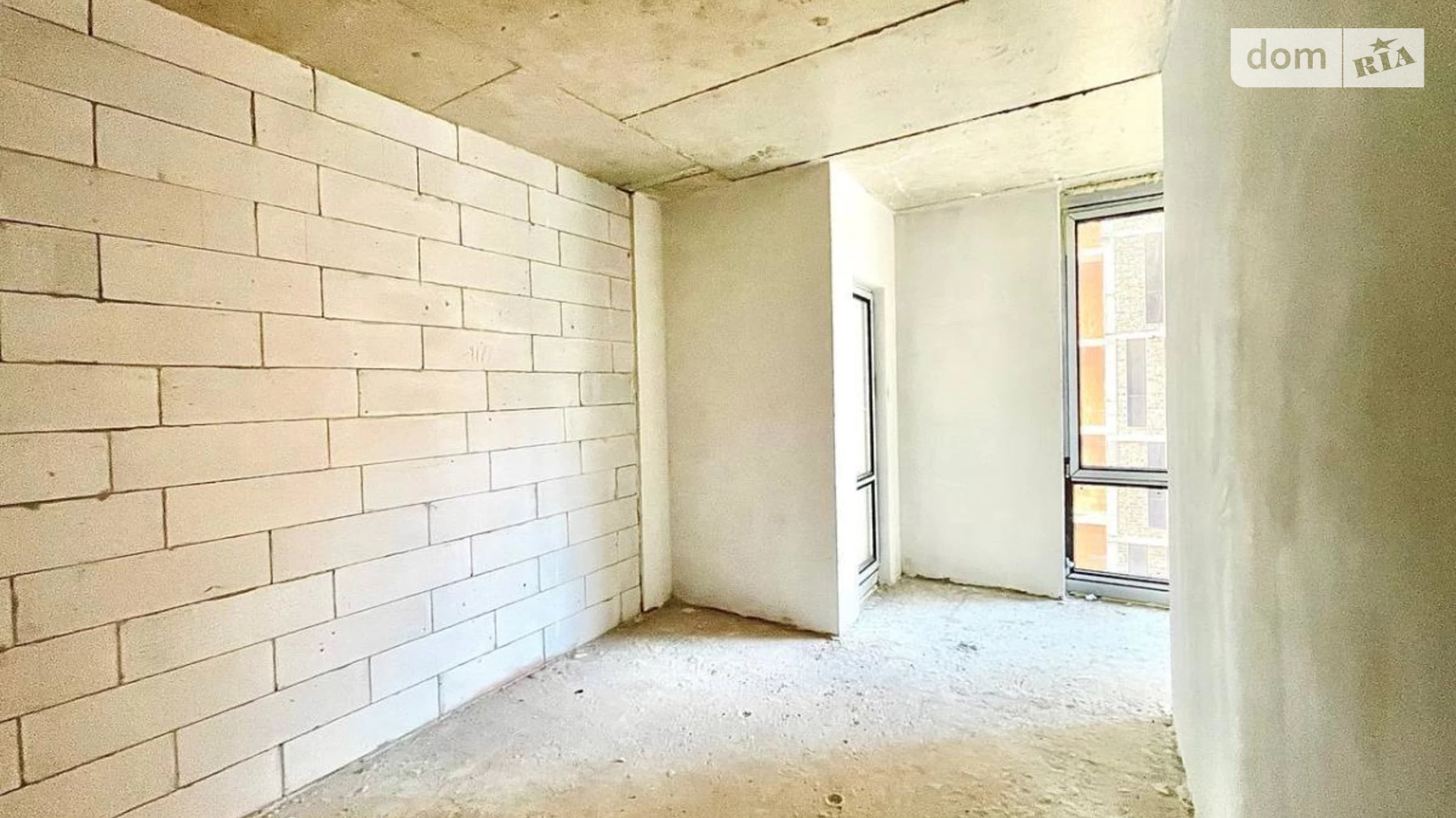 Продается 2-комнатная квартира 61 кв. м в Ивано-Франковске, ул. Ленкавского, 34 корпус 6 - фото 2