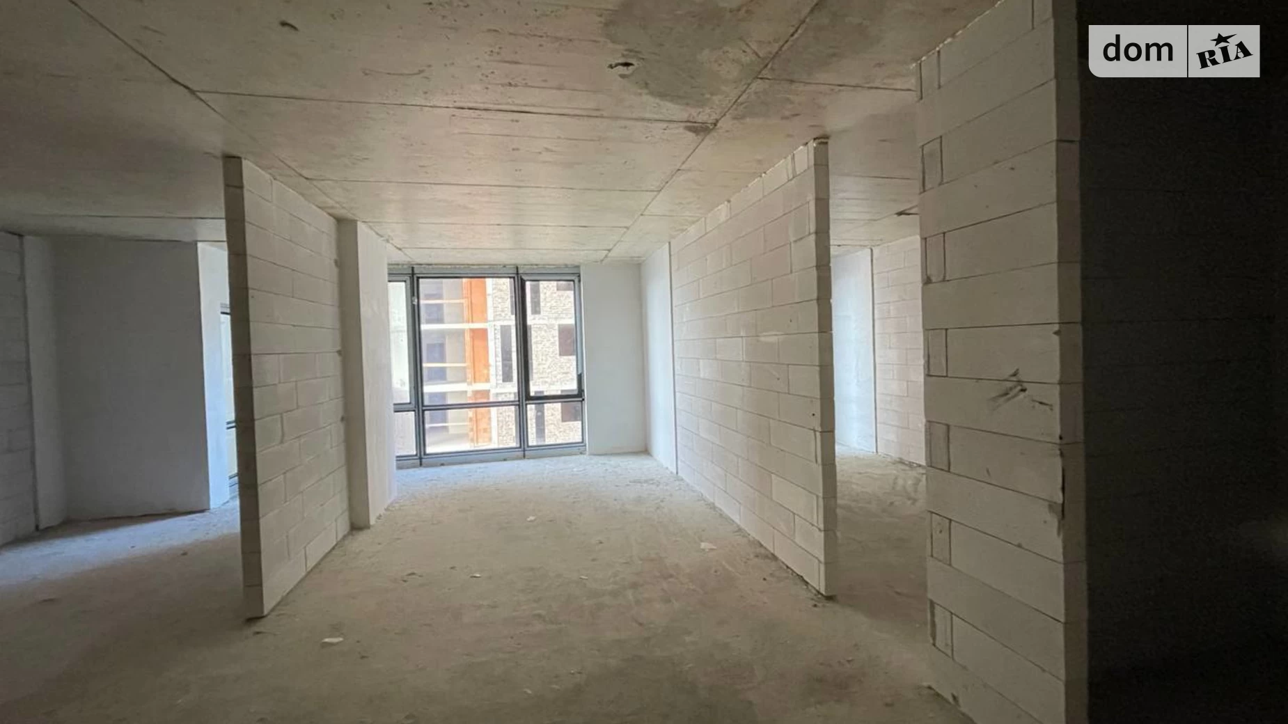 Продается 2-комнатная квартира 61 кв. м в Ивано-Франковске, ул. Ленкавского, 34 корпус 6 - фото 4