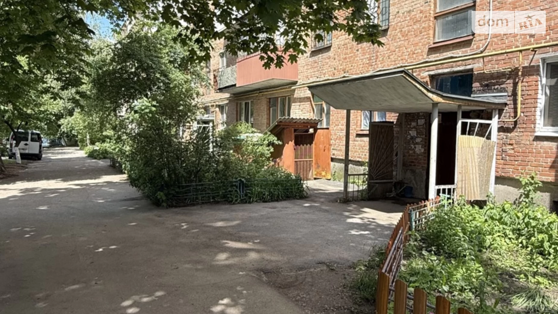 Продається 1-кімнатна квартира 29.6 кв. м у Полтаві, вул. Театральна, 4/6 - фото 2