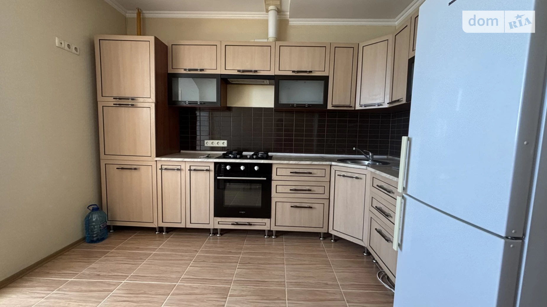 Здається в оренду 1-кімнатна квартира 40 кв. м у Чабанах, вул. Юності, 3 - фото 2