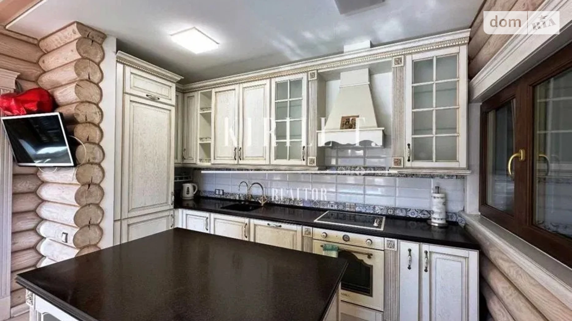 Сдается в аренду дом на 2 этажа 275 кв. м с садом, цена: 2000 € - фото 2