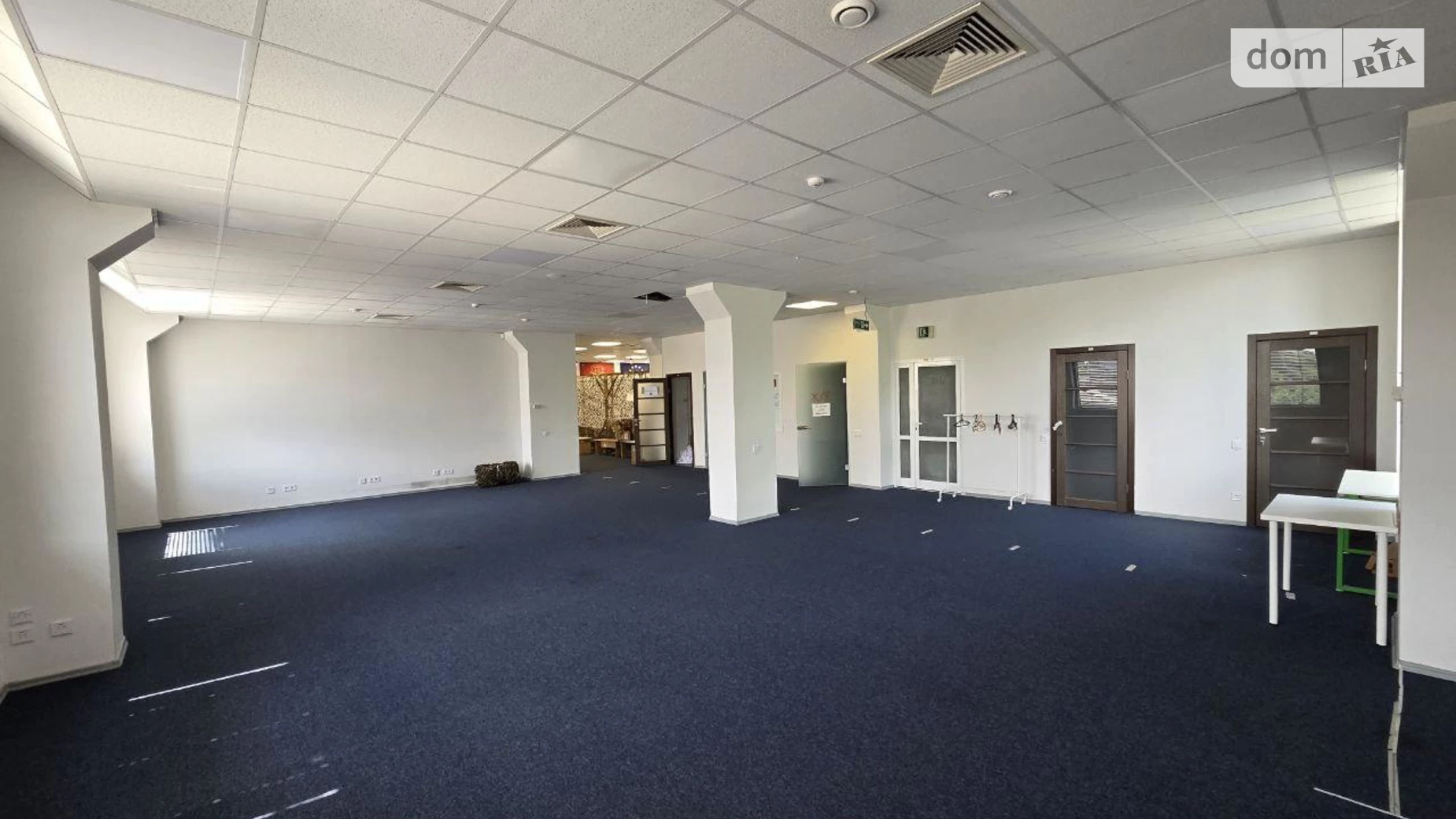 Сдается в аренду офис 350 кв. м в бизнес-центре, цена: 6750 $ - фото 4