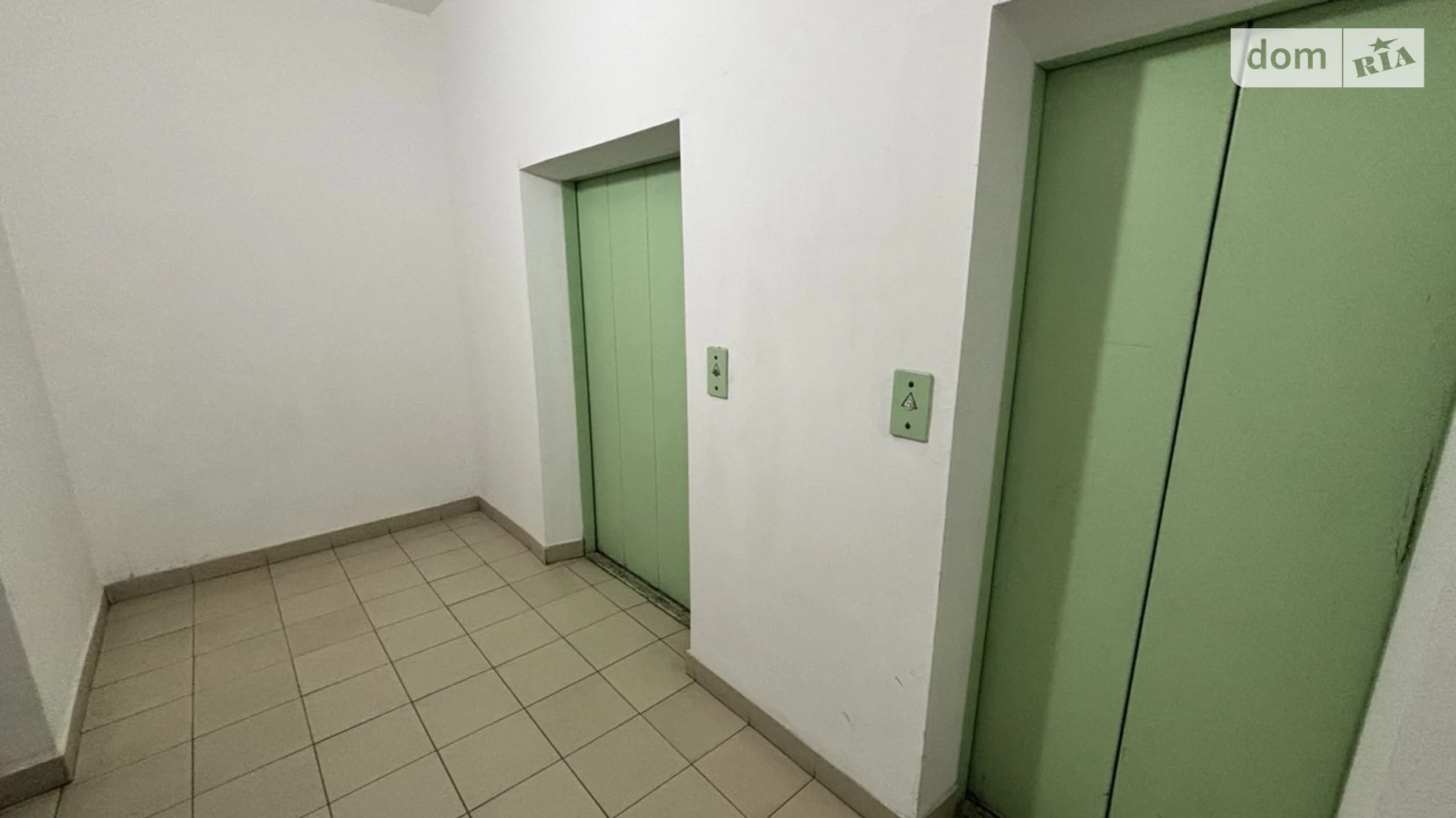 Продается 3-комнатная квартира 118.9 кв. м в Одессе, Фонтанская дор. - фото 2