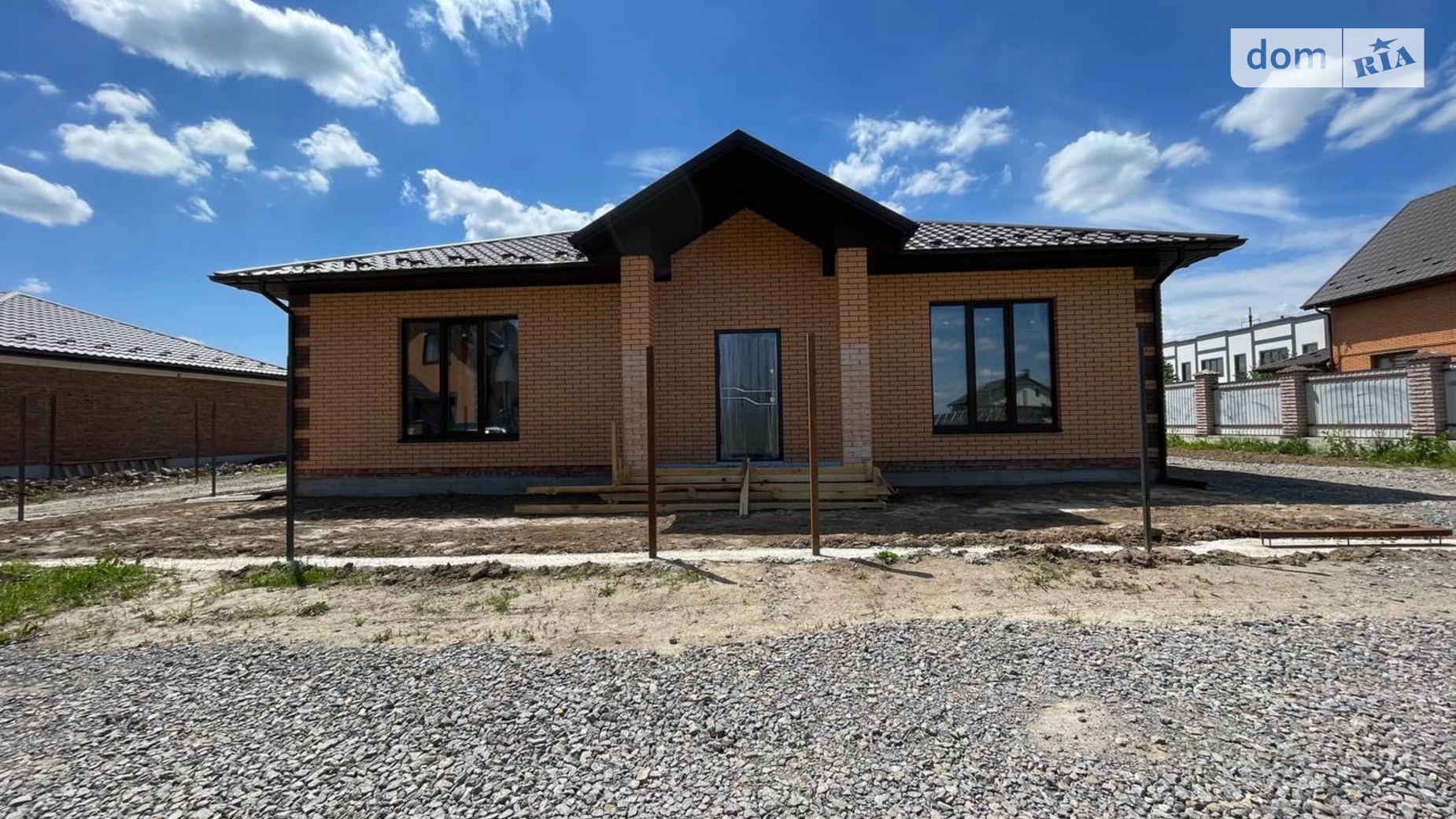 Продается одноэтажный дом 106 кв. м с садом, цена: 87000 $ - фото 2