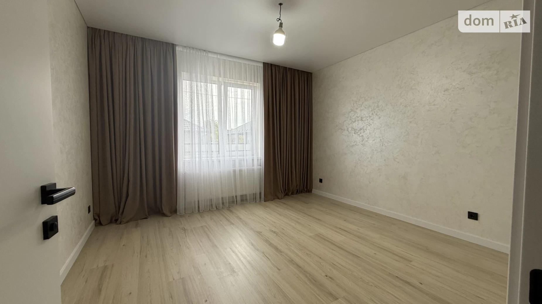Продается одноэтажный дом 105 кв. м с баней/сауной, цена: 129999 $ - фото 5