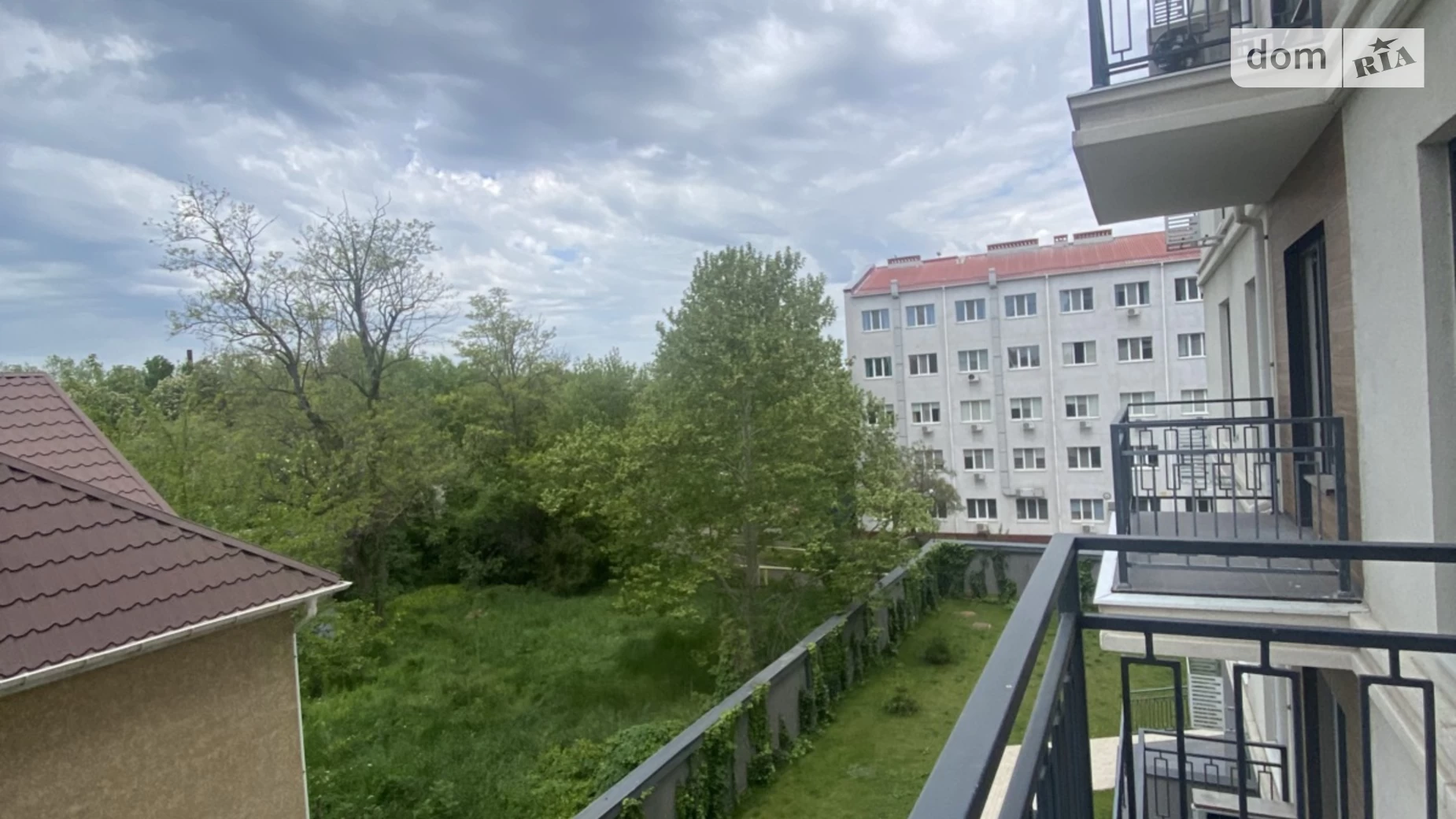 Продается 1-комнатная квартира 52 кв. м в Одессе, пер. Маячный, 7 - фото 2