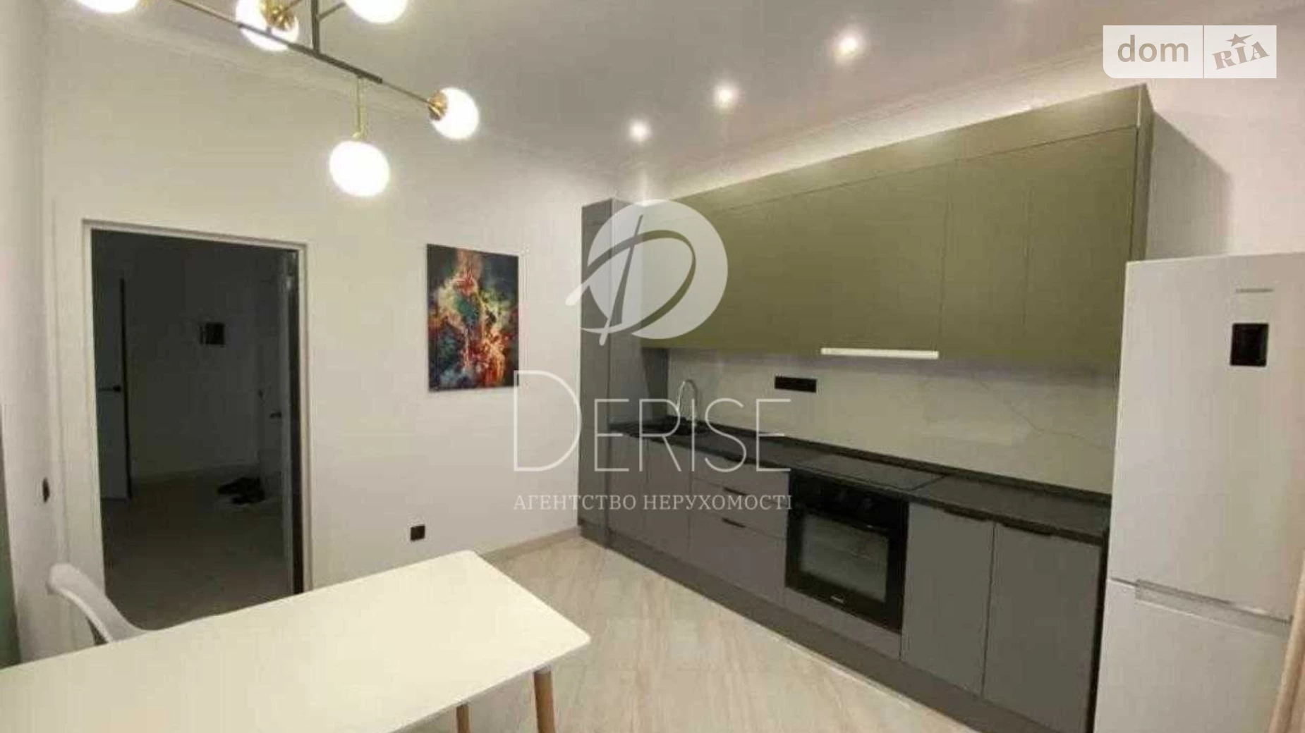 Продается 2-комнатная квартира 65 кв. м в Киеве - фото 2