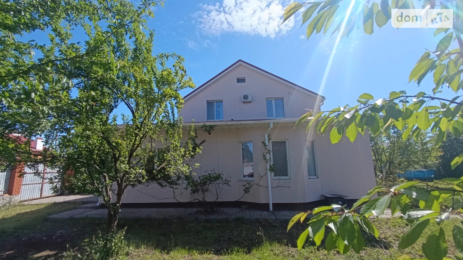 Продается дом на 2 этажа 165 кв. м с камином, цена: 100000 $ - фото 2