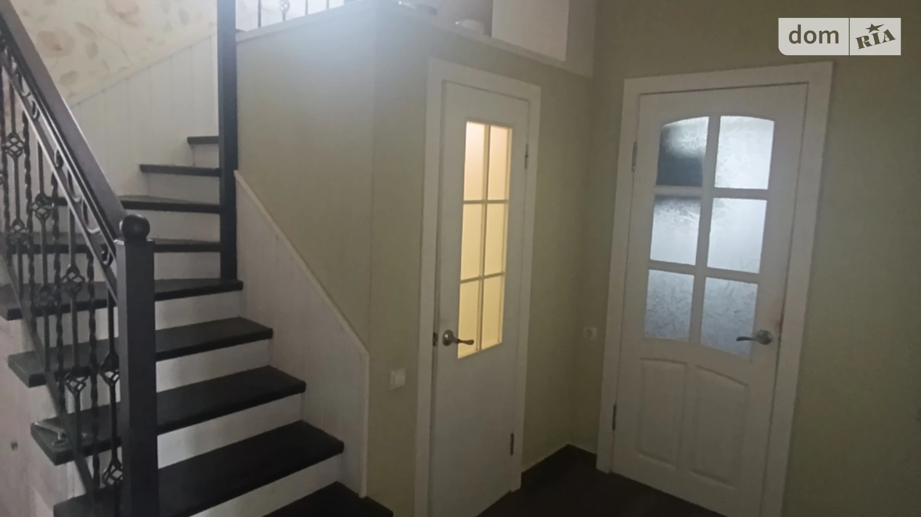 Продается дом на 2 этажа 165 кв. м с камином, цена: 100000 $ - фото 5