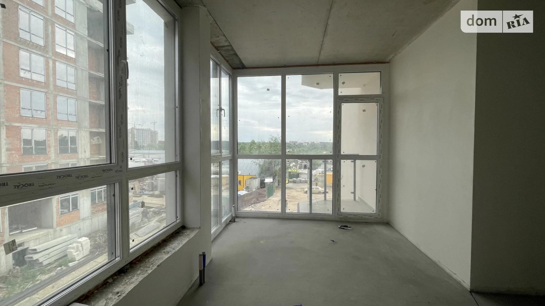 Продается 1-комнатная квартира 46 кв. м в Гостомеле, ул. Центральная, 1 - фото 3