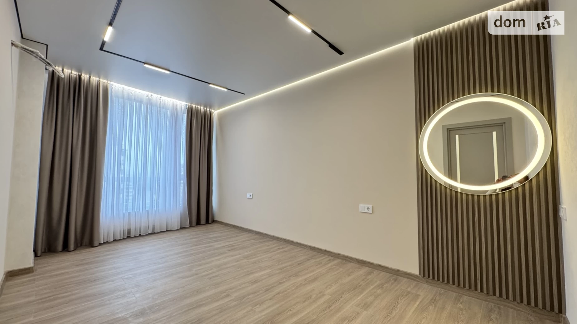 Продается 2-комнатная квартира 62 кв. м в Ивано-Франковске, бул. Южный - фото 4