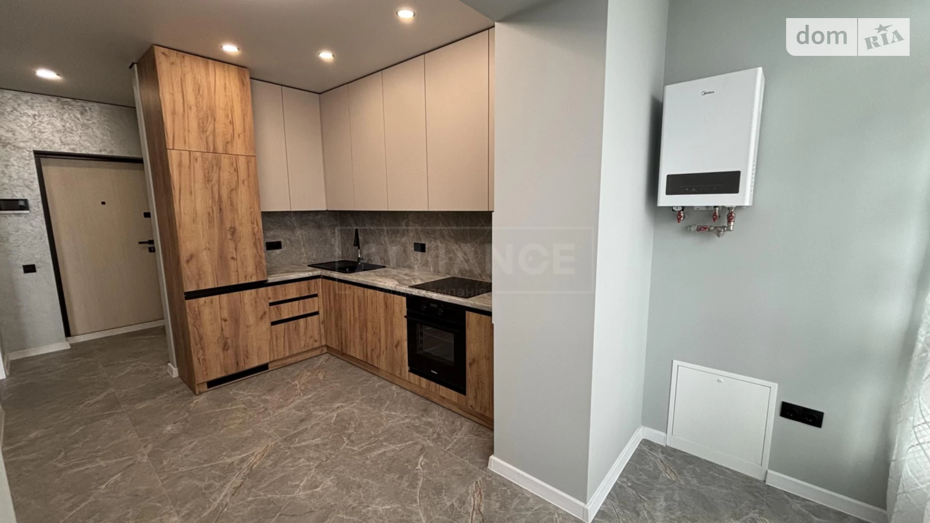 Продается 1-комнатная квартира 46.8 кв. м в Ивано-Франковске, цена: 59999 $ - фото 3