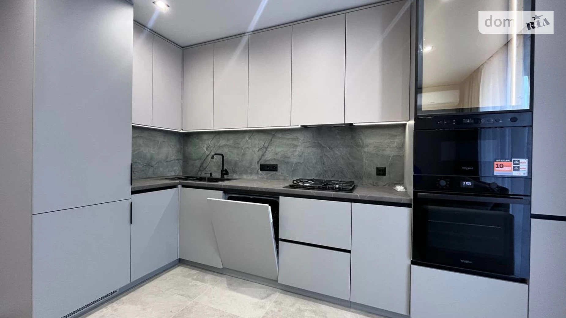 Продается 2-комнатная квартира 65 кв. м в, цена: 108000 $ - фото 3