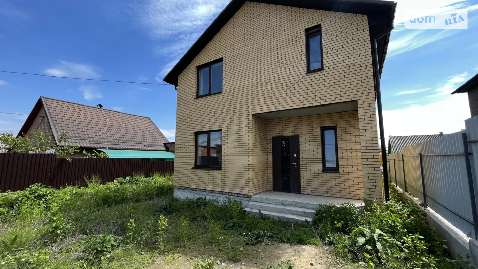Продается дом на 2 этажа 120 кв. м с гаражом, цена: 130000 $ - фото 2