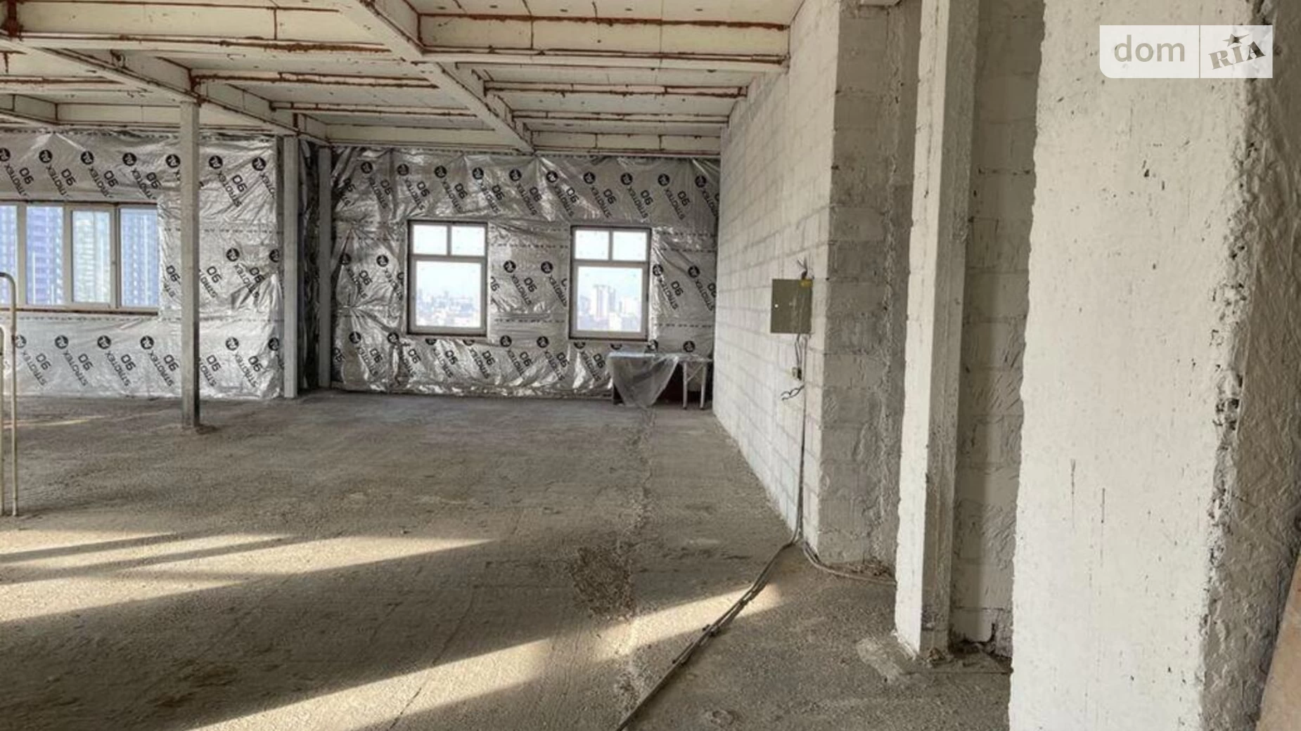 Продается 2-комнатная квартира 186.5 кв. м в Киеве, ул. Святослава Храброго, 7 - фото 2