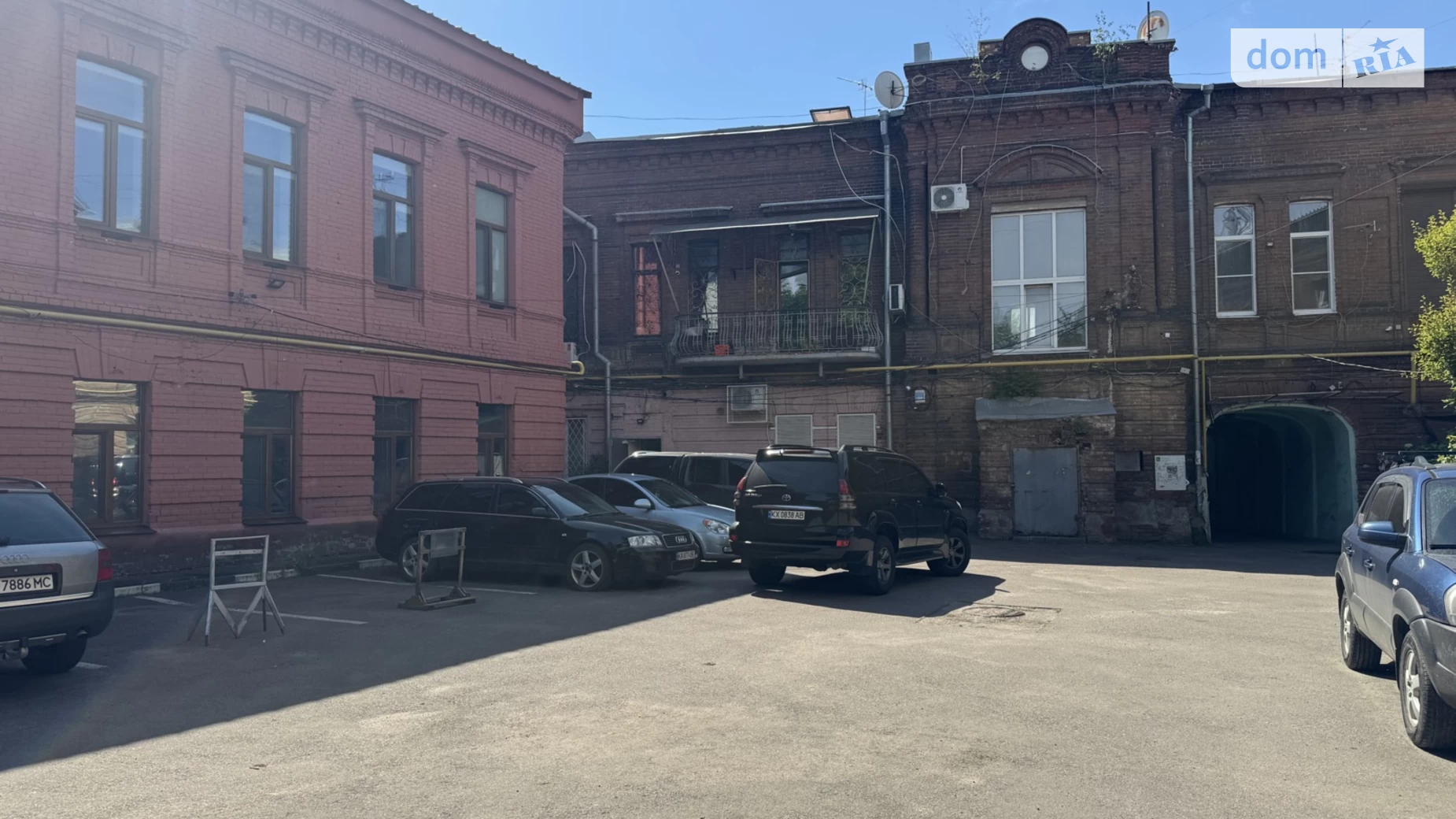 Продается 2-комнатная квартира 95.8 кв. м в Харькове, ул. Полтавский Шлях, 26 - фото 2