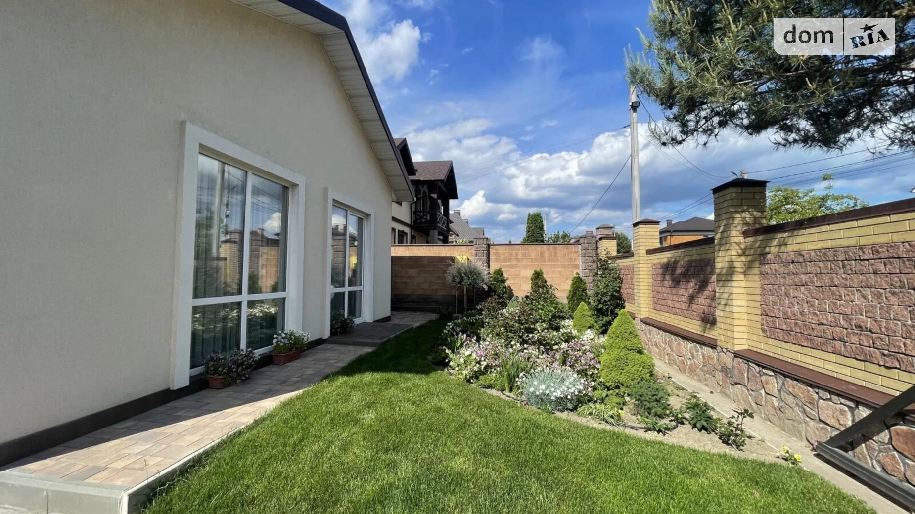 Продается дом на 2 этажа 259 кв. м с мебелью, цена: 325000 $ - фото 4