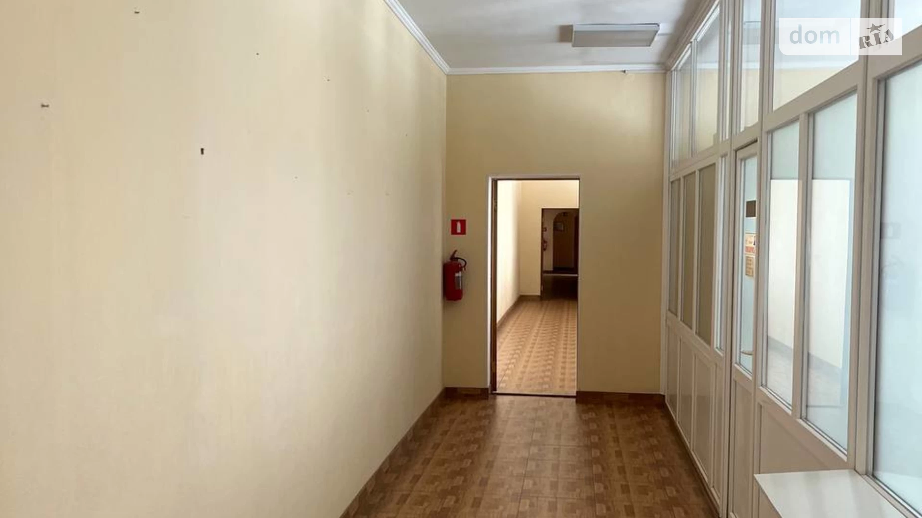 Здається в оренду офіс 469.3 кв. м в бізнес-центрі, цена: 89167 грн - фото 2