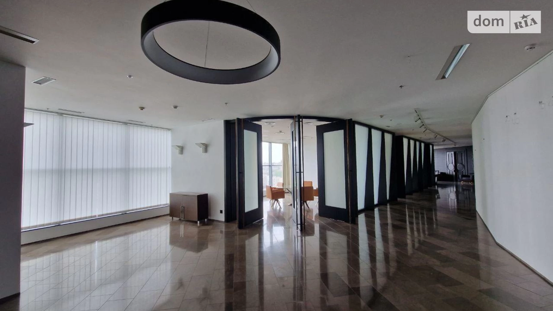 Сдается в аренду офис 730 кв. м в бизнес-центре, цена: 26200 $ - фото 3