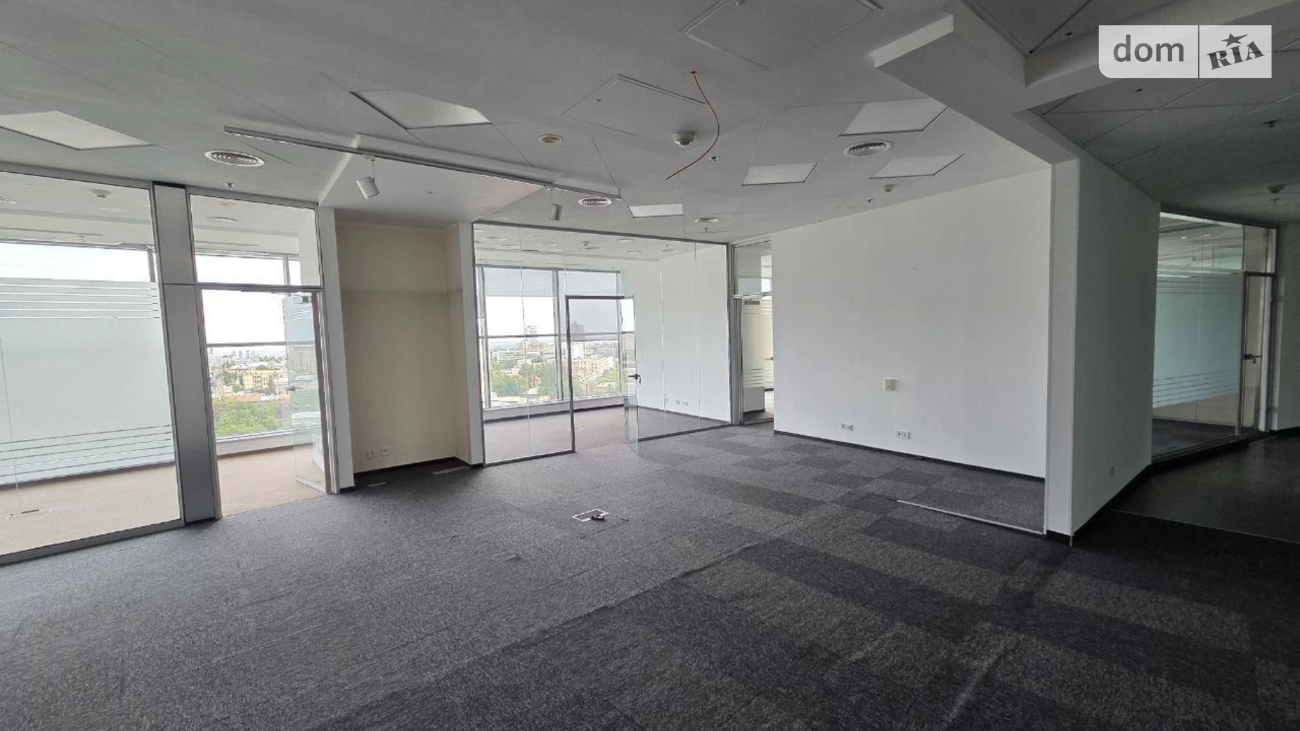 Сдается в аренду офис 760 кв. м в бизнес-центре, цена: 27400 $ - фото 5
