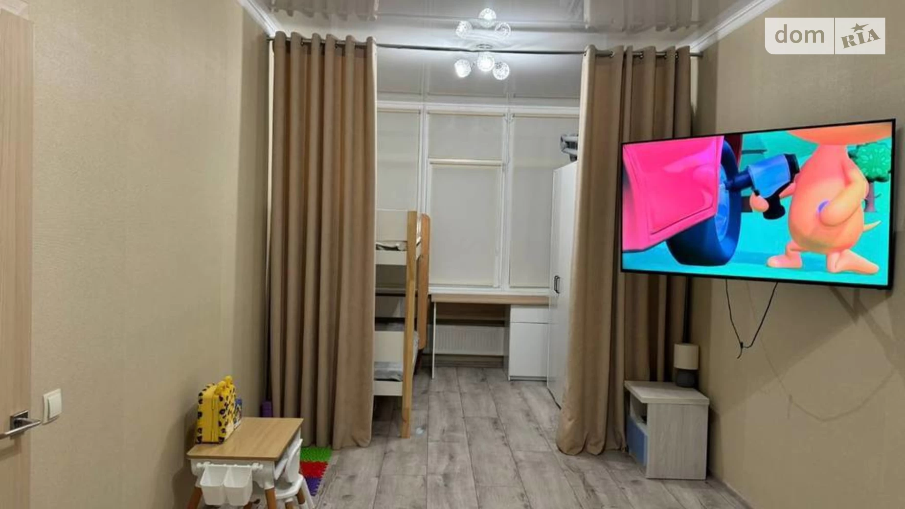 Продается 1-комнатная квартира 42.2 кв. м в Лиманке, цена: 58000 $ - фото 2
