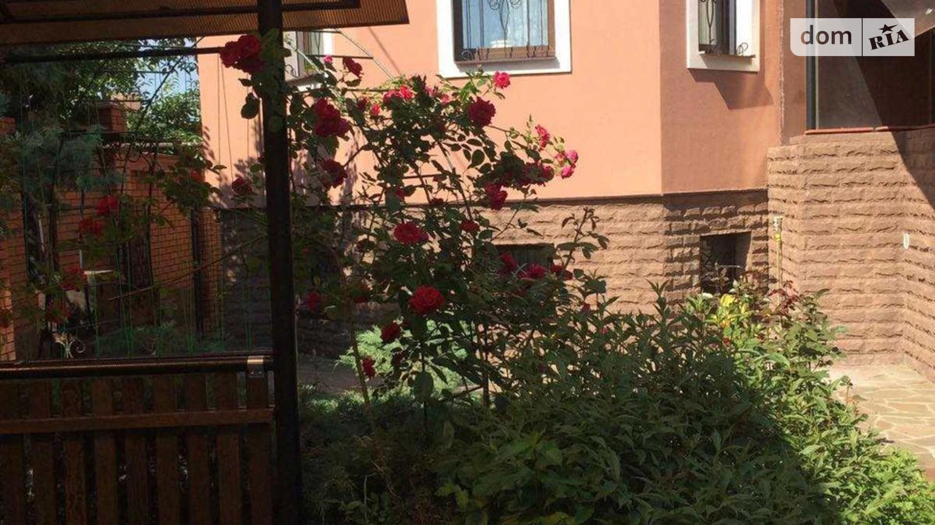 Продається будинок 3 поверховий 250 кв. м з гаражем, цена: 550000 $ - фото 3