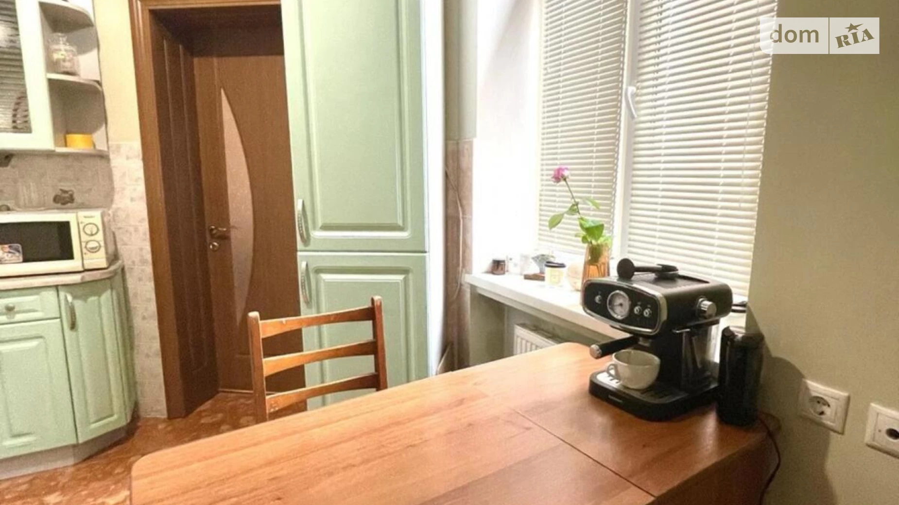 Продається 2-кімнатна квартира 39.6 кв. м у Львові, пл. Святого Теодора - фото 2
