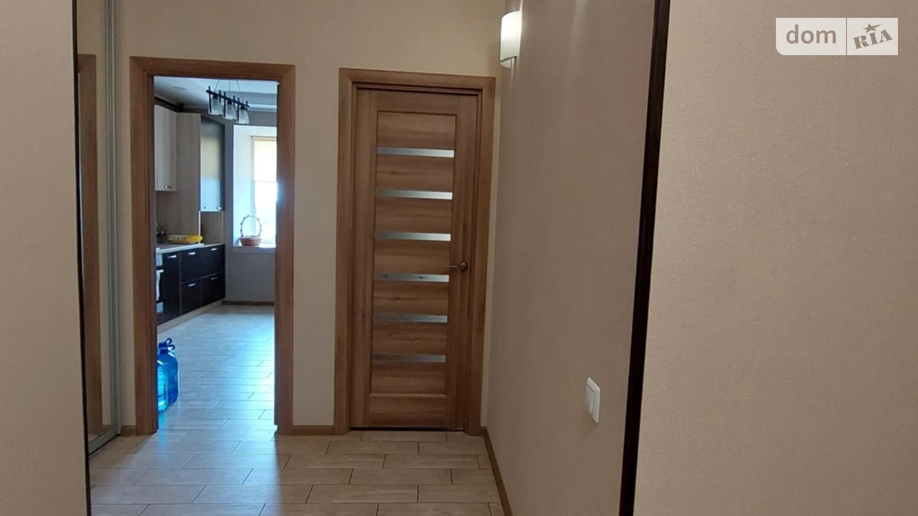Продается 1-комнатная квартира 50 кв. м в Виннице, ул. Антонова Олега - фото 3