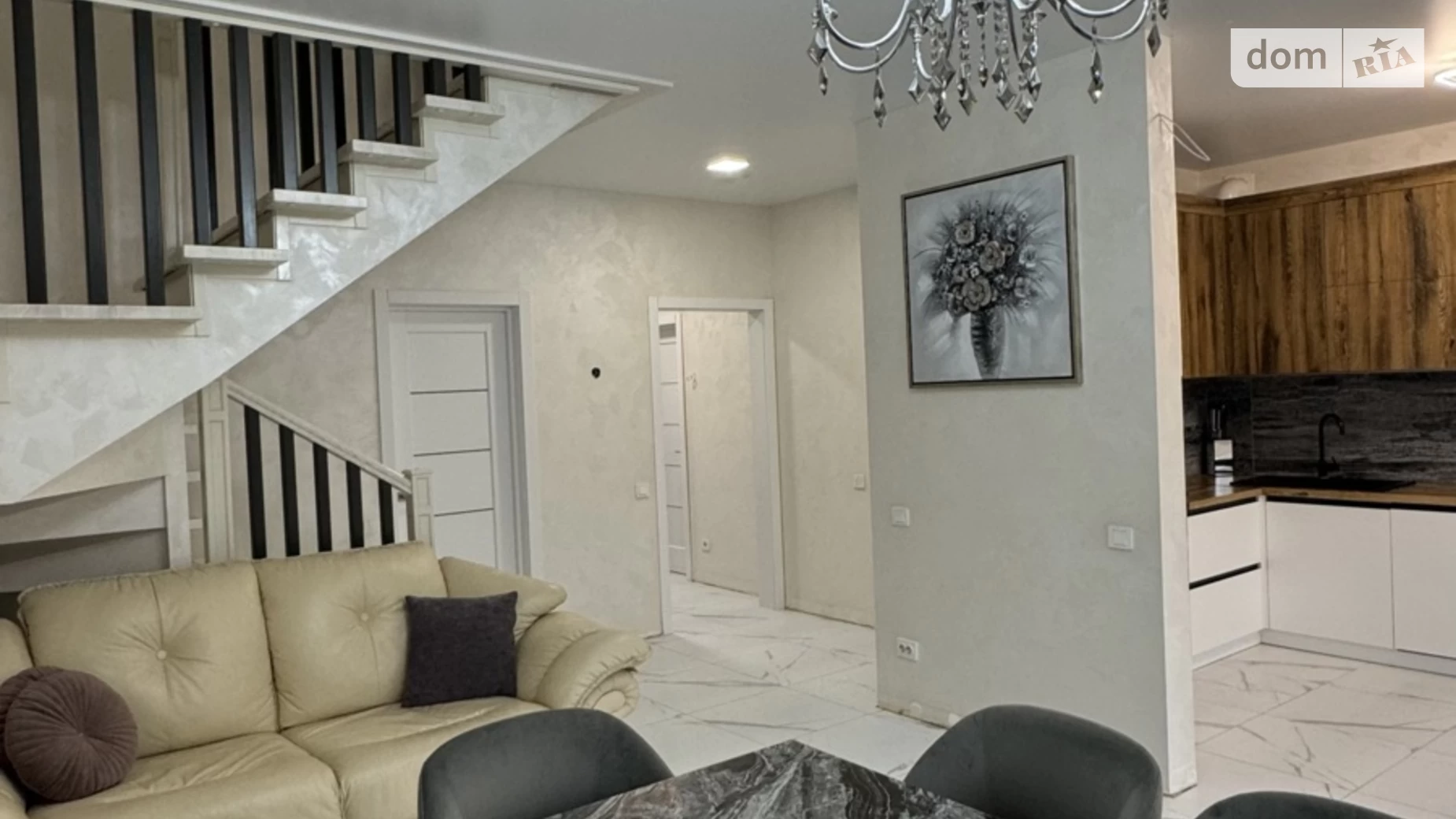 Продается дом на 2 этажа 120 кв. м с верандой, цена: 170000 $ - фото 2