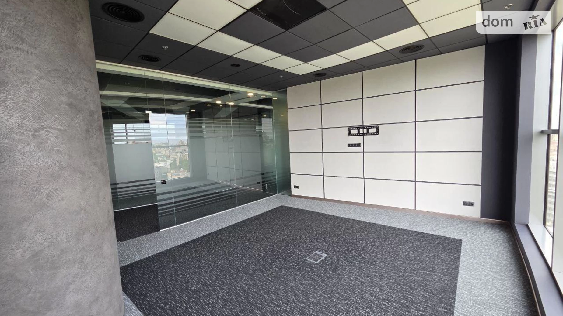 Сдается в аренду офис 330 кв. м в бизнес-центре, цена: 11900 $ - фото 3