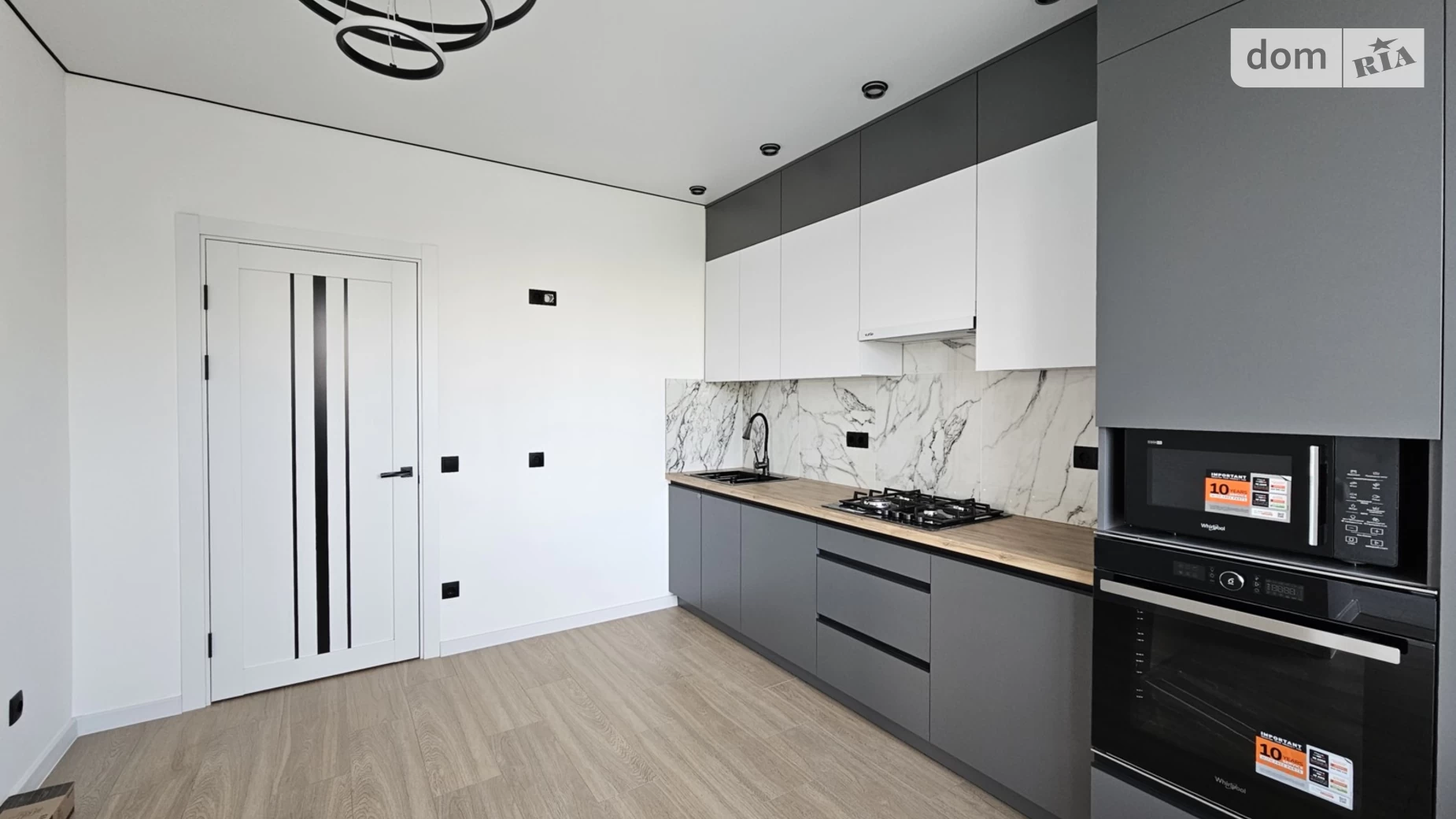 Продается 1-комнатная квартира 38.5 кв. м в Ивано-Франковске, ул. Мира - фото 2