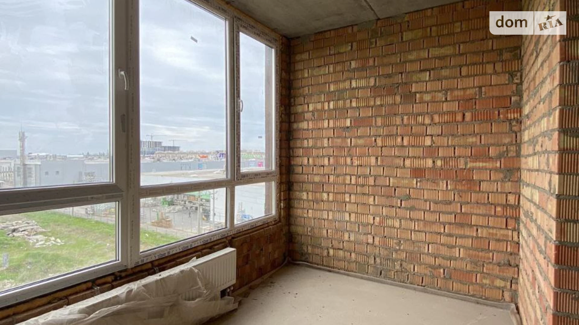 Продается 1-комнатная квартира 58 кв. м в, цена: 37000 $ - фото 2