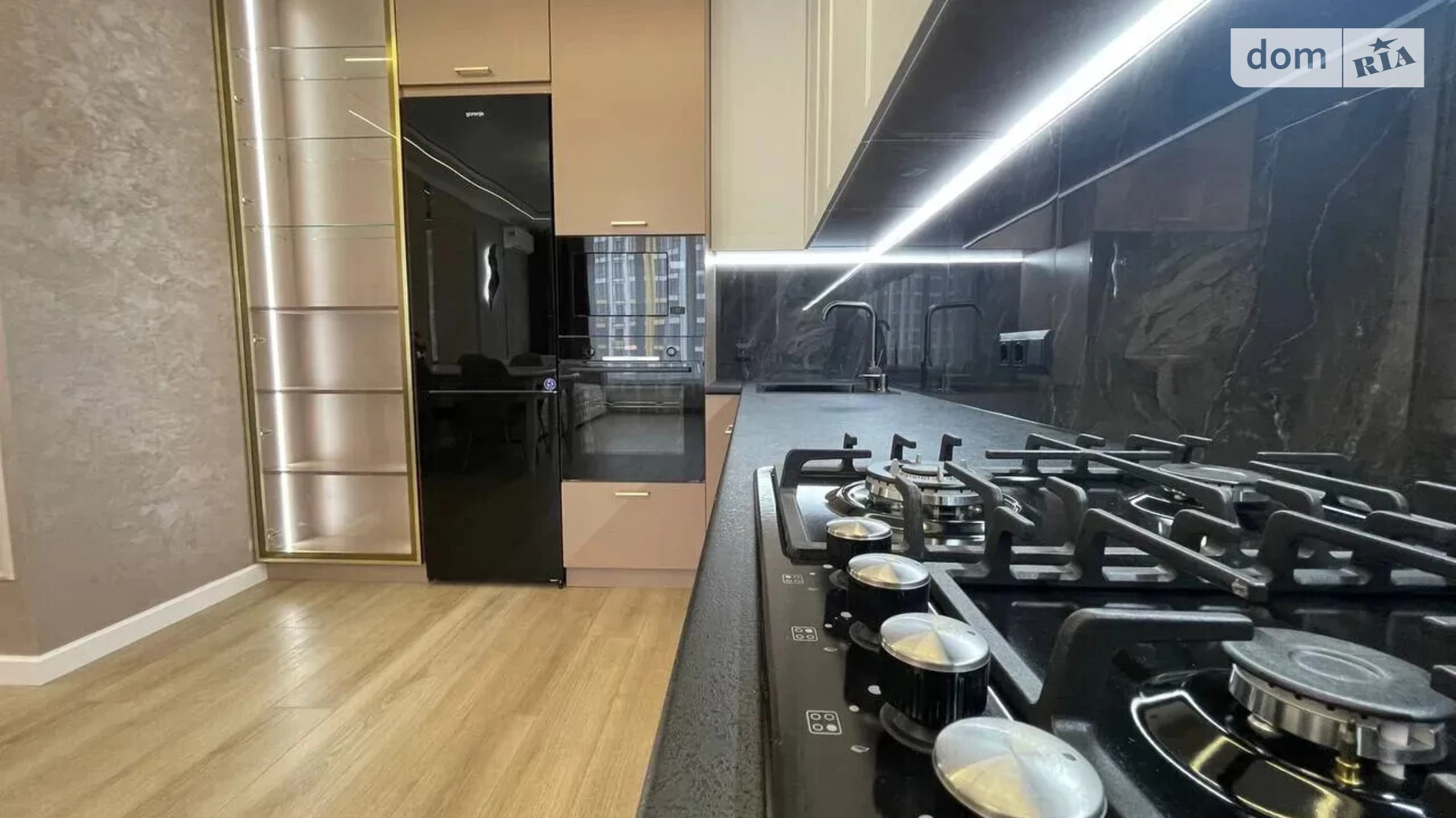 Продается 2-комнатная квартира 65 кв. м в Ивано-Франковске, ул. Микитинецкая, 2 - фото 4