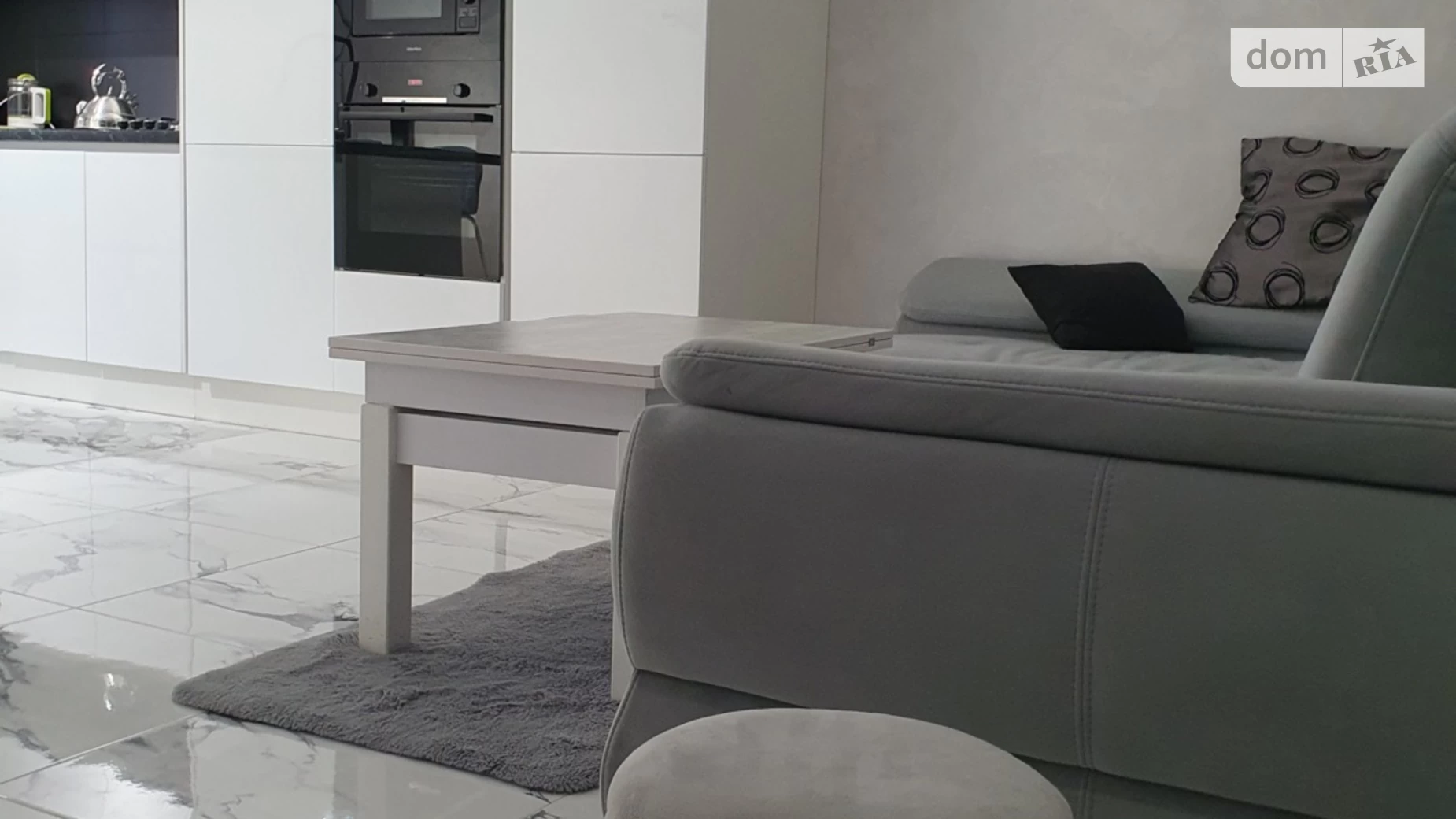 Продается 2-комнатная квартира 62 кв. м в Ужгороде, цена: 119000 $ - фото 2