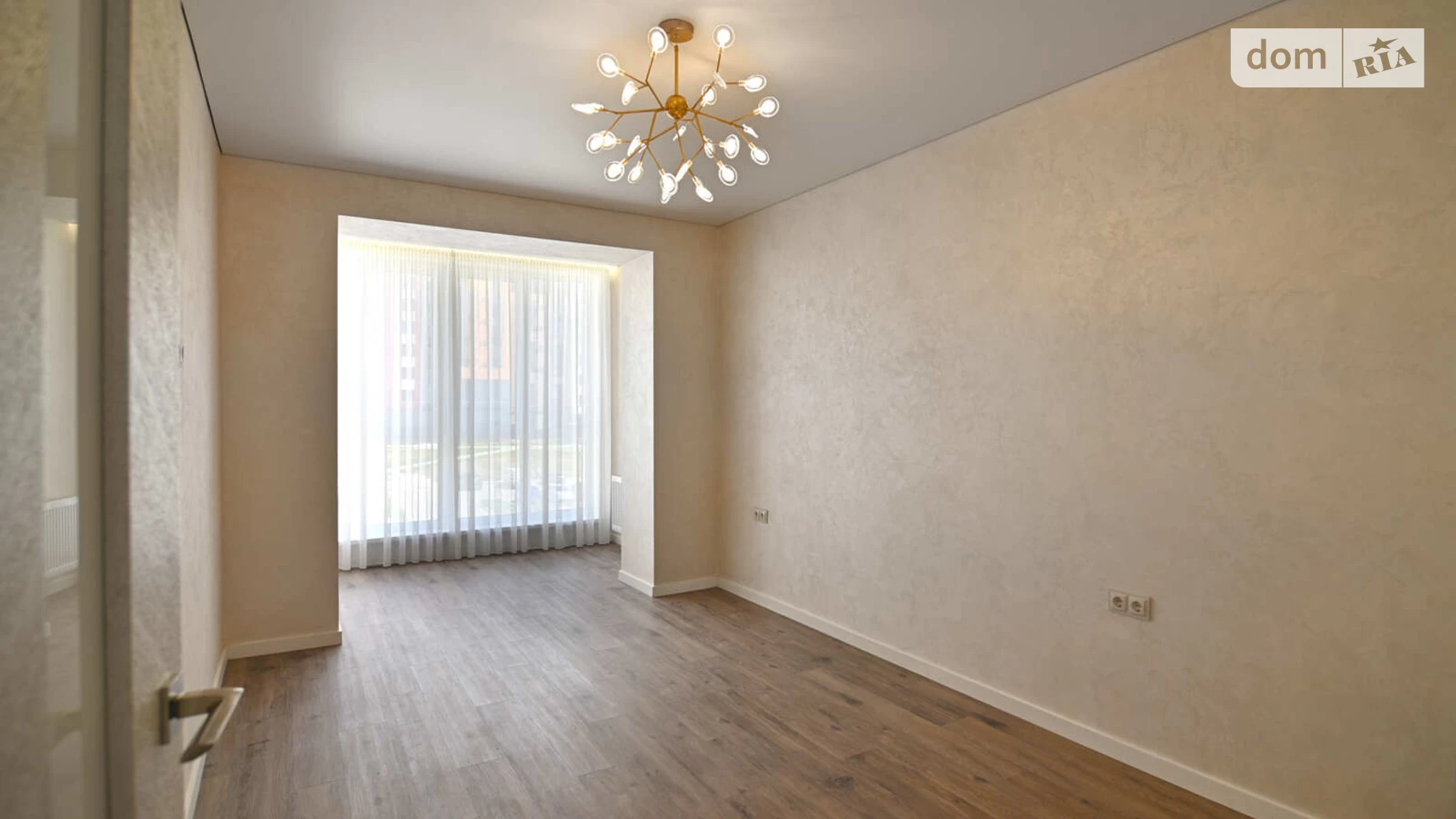 Продается 2-комнатная квартира 70.2 кв. м в Ровно, ул. Студенческая, 24А - фото 5