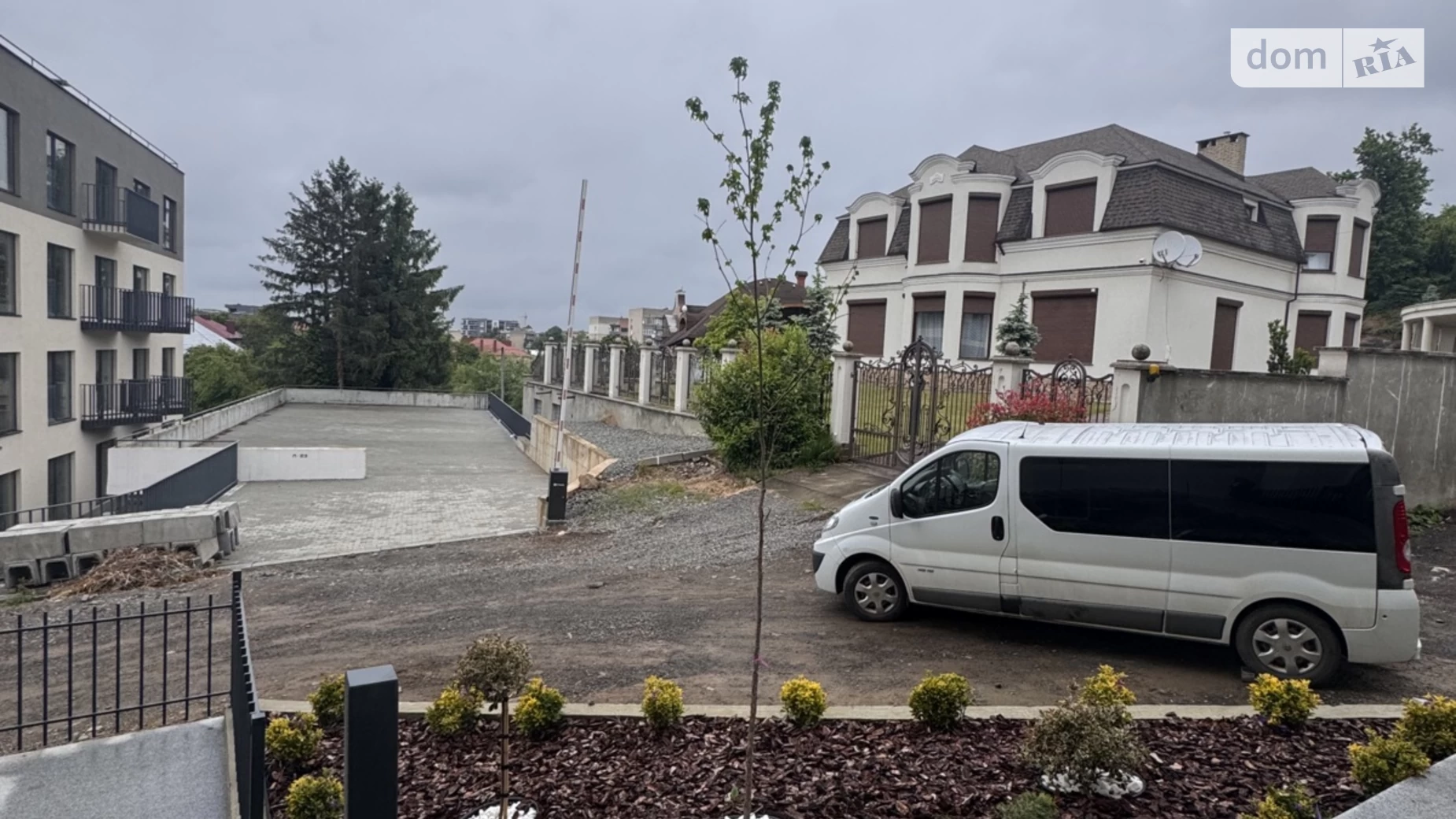 Продается 1-комнатная квартира 42.4 кв. м в Ужгороде, ул. Собранецкая, 86 - фото 3