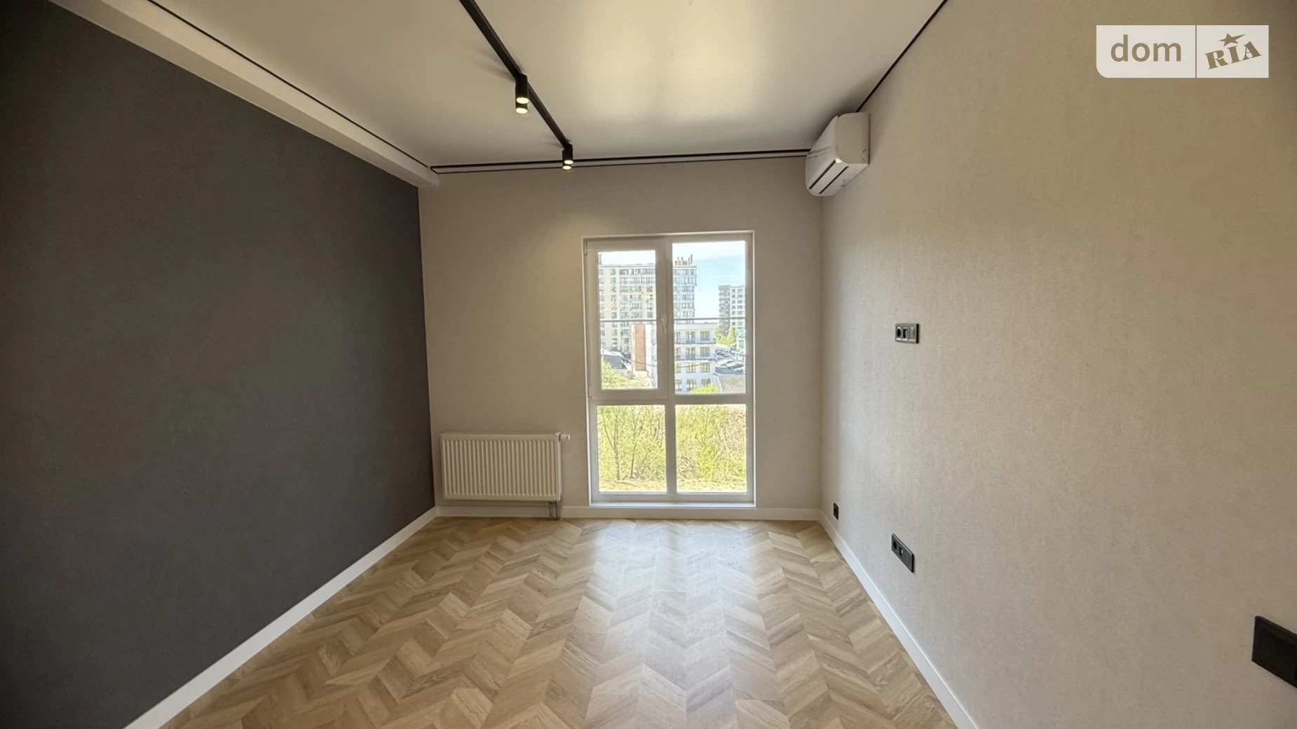 Продается 2-комнатная квартира 42 кв. м в Киеве, ул. Михаила Максимовича, 28Е - фото 2