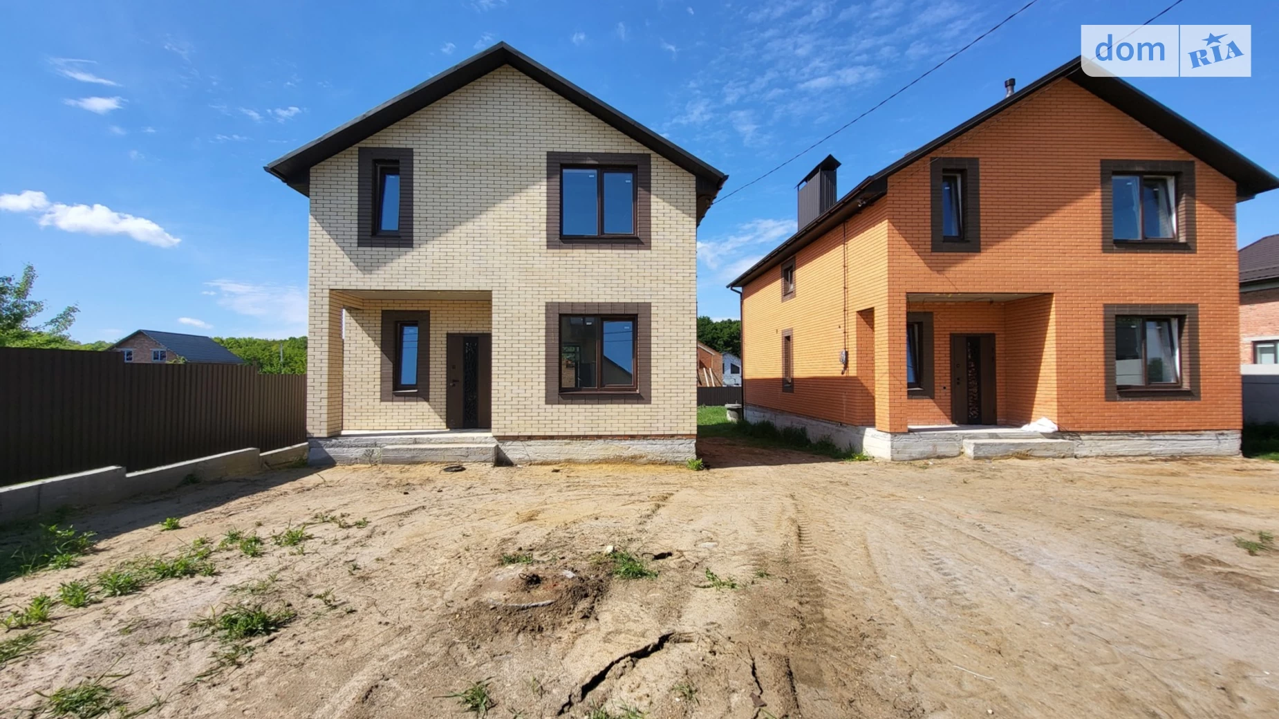Продается дом на 2 этажа 115 кв. м с камином, цена: 93000 $ - фото 2