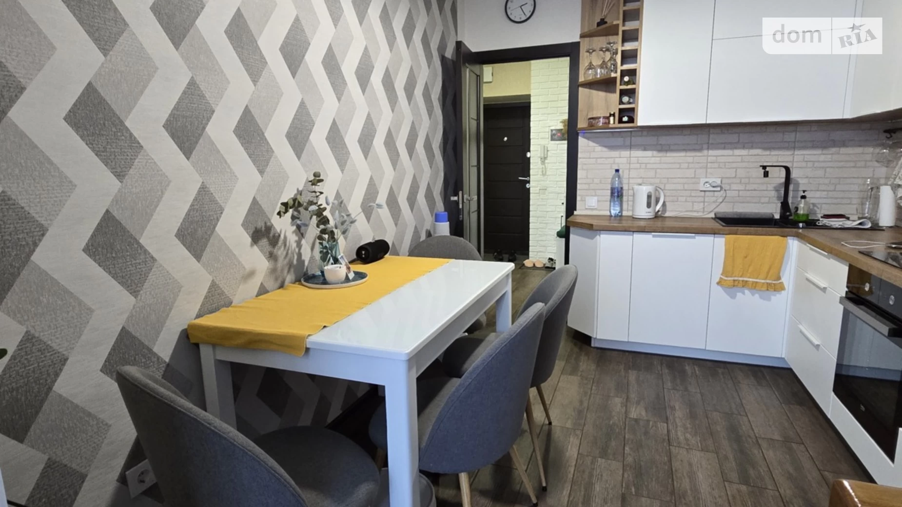 Продается 1-комнатная квартира 46 кв. м в Виннице, ул. Антонова Олега, 13Б - фото 2
