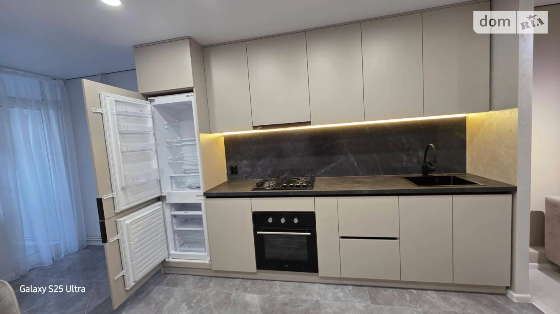 2-кімнатна квартира 70 кв. м у Тернополі, цена: 76500 $ - фото 2