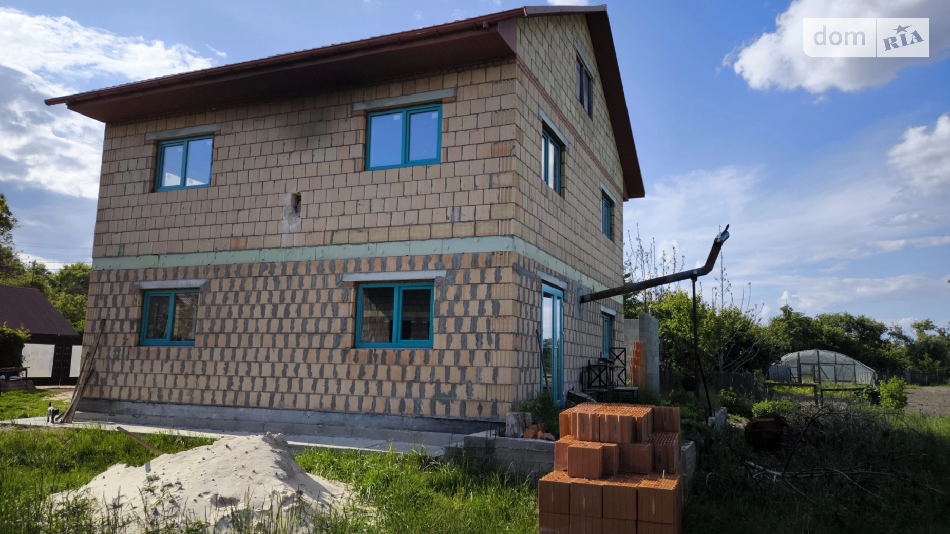 Продается дом на 2 этажа 160 кв. м с гаражом, цена: 80000 $ - фото 2